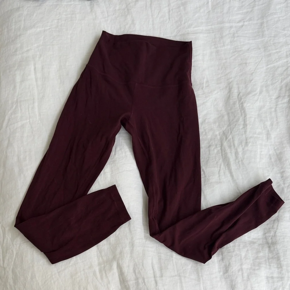 Lululemon 25” mulberry leggings - Picture 1 of 2